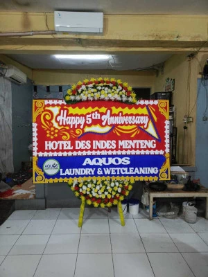 Papan Bunga di Kemiri